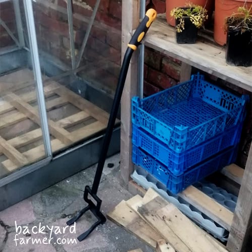 pallet breaker tool