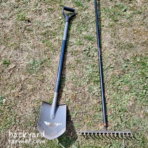 Fiskars Xact Pointed Spade L